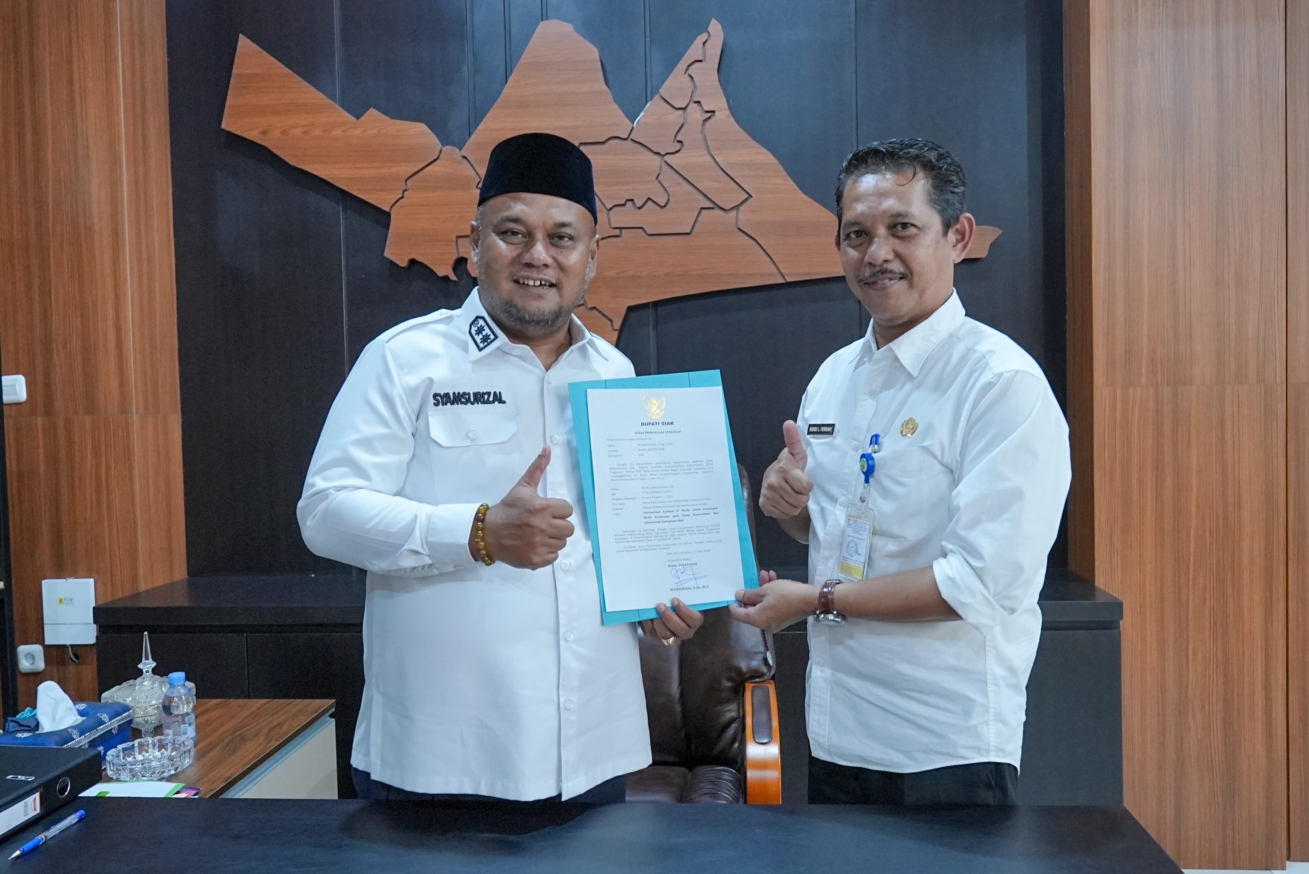 Bupati, Wabup dan Sekda Siak Dukung Inovasi E-Media Kabid IKP Kominfo