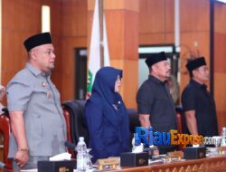Di Hadapan Legislatif, Afni Pastikan APBD Siak Berpihak kepada Masyarakat