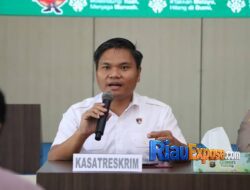 Sosok AKP Dr. Raja Kosmos, Perwira Polisi di Balik Terungkapnya Dugaan Korupsi Kadishub Siak