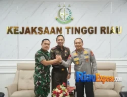 Kapolda Riau Sambangi Kajati, Perkuat Kolaborasi Demi Penegakan Hukum yang Profesional dan Berintegritas