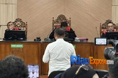 Pledoi Abdul Wahid: Menjemput Keadilan di Bumi Lancang Kuning, Takkan Melayu Hilang di Bumi