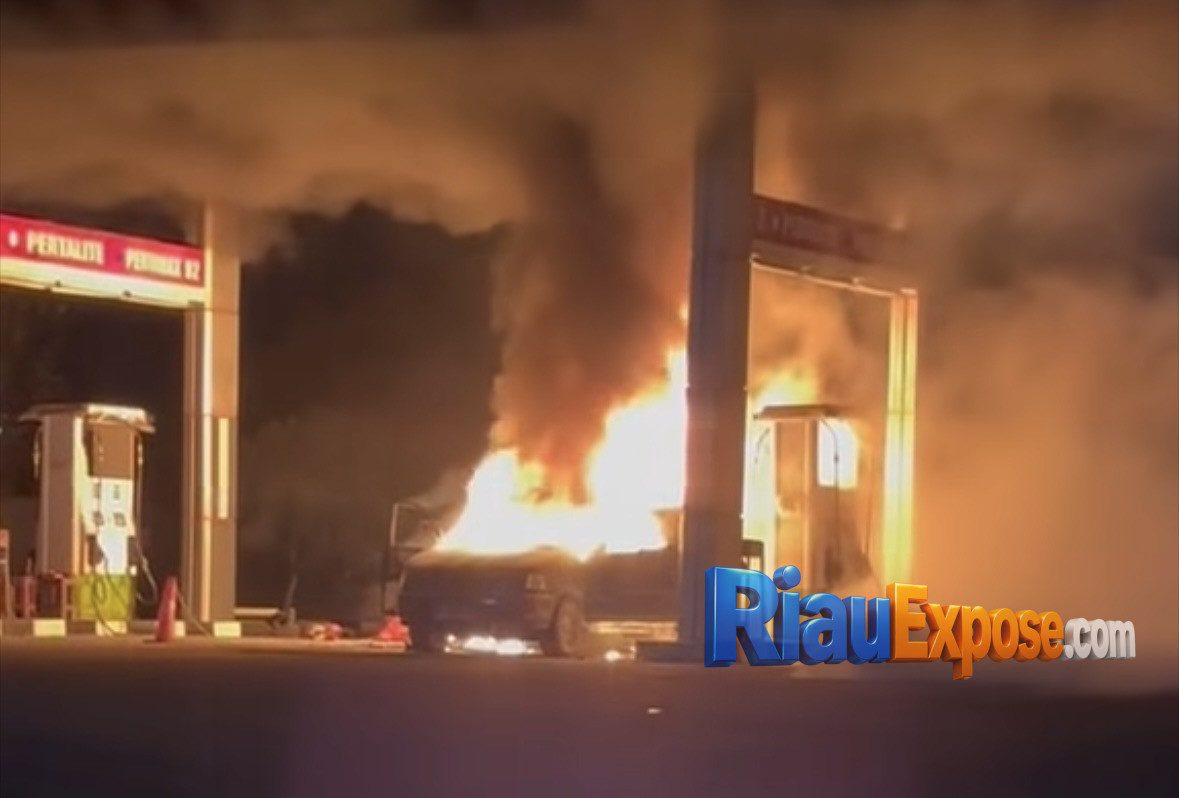 SPBU Harapan Jaya Hang Tuah Pekanbaru Terbakar, Kijang Hangus Saat Isi BBM, Pelangsir BBM?
