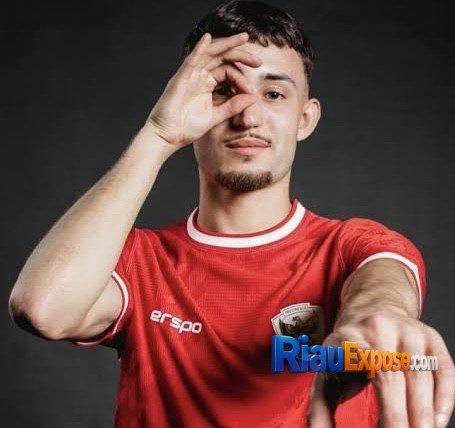 Ivar Jenner Gabung Timnas Indonesia, Skuad Garuda Matang Jelang Piala AFF 2026 1 Ivar Jenner mengikuti sesi latihan bersama Timnas Indonesia di Bali menjelang Piala AFF 2026.