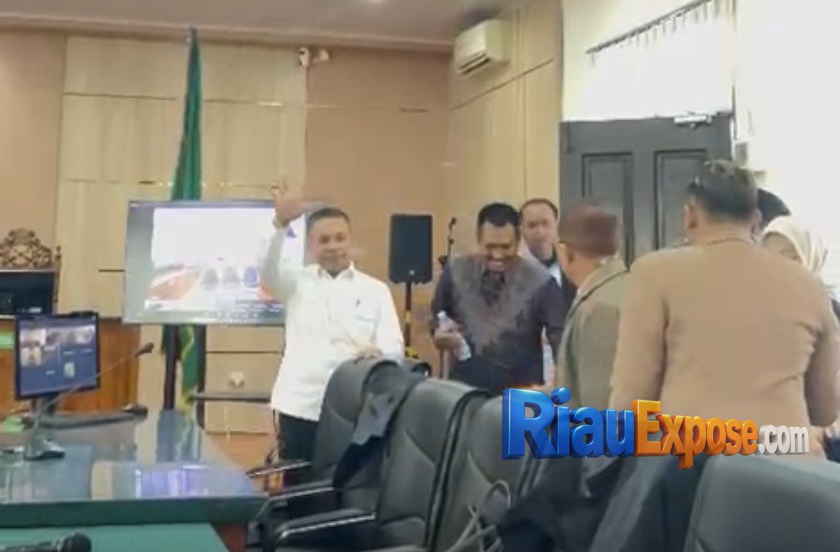 Sidang Abdul Wahid Hari Ini, JPU KPK Bacakan Replik di PN Pekanbaru, Azlaini Agus Gabung Amicus Curiae