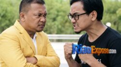 Tak Senang Akan Diberitakan, Robi Cahyadi Bawa Centeng Pukuli Wartawan Tribun Pekanbaru di Siak 4 Wartawan Tribun Pekanbaru Mayonal Putra diduga menjadi korban penganiayaan saat melakukan peliputan terkait pengangkatan Robi Cahyadi di PT Permodalan Siak Persi.