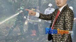 Riau Diselimuti Kabut Asap, Masyarakat Tunggu Sikap Tegas APH Usut Korporasi 4 Kabut asap menyelimuti Kota Pekanbaru akibat karhutla di Riau