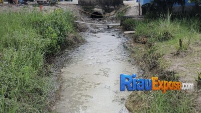 Warga Suak Rengas Siak Keluhkan Limbah SPPG MBG, Bau Menyengat Saat Hujan dan Panas Terik