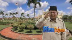 Dari Soekarno hingga Jokowi, Mungkinkah Prabowo Injakkan Kaki di Istana Siak? 4 Presiden Prabowo Subianto diharapkan berkunjung ke Istana Siak peninggalan Kesultanan Siak Sri Indrapura