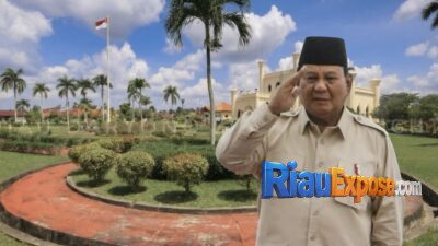 Dari Soekarno hingga Jokowi, Mungkinkah Prabowo Injakkan Kaki di Istana Siak?