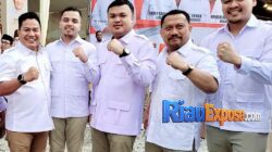 Aprianto Lulus Ujian Advokat PERADI 2026, M Rahul Beri Selamat 7 Aprianto lulus Ujian Advokat PERADI 2026 dan mendapat ucapan selamat dari Kapoksi Komisi III DPR RI M Rahul