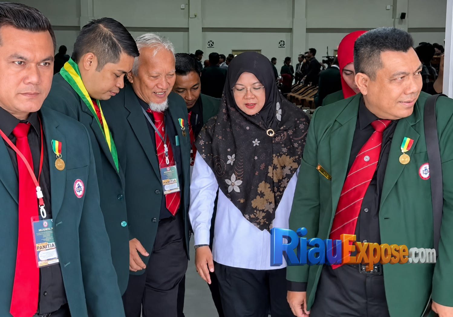Bupati Siak Dr. Afni Zulkifli menghadiri pelantikan Pengurus IDI Kabupaten Siak periode 2026-2029 di Hall Center Universitas Riau Pekanbaru.