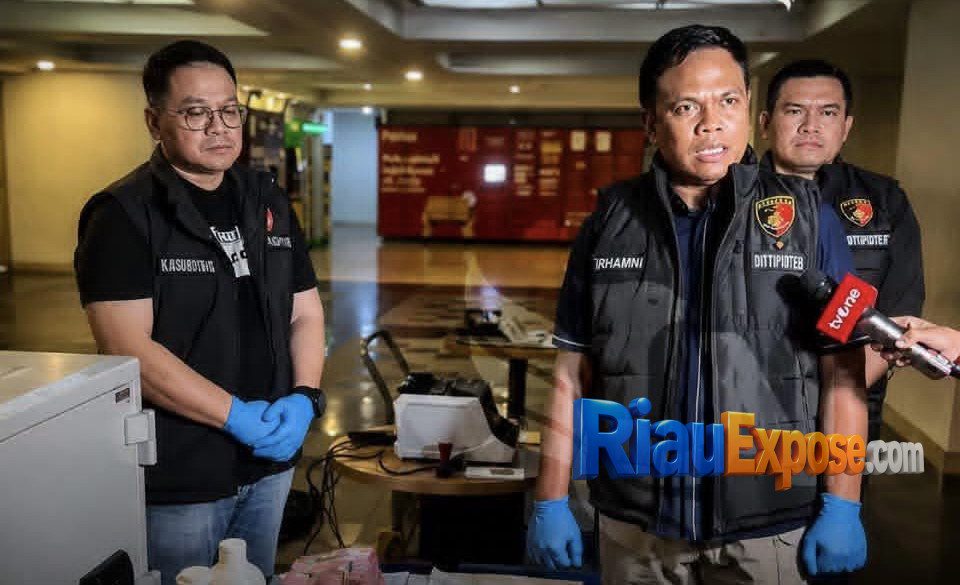 Bareskrim Polri amankan dua WN India dan bongkar dugaan pengolahan 30 kilogram emas per hari di Jakarta Utara