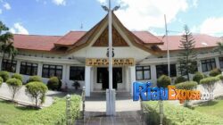 Wakapolres Pelalawan Kompol Asep Rahmat menjelaskan penanganan kasus anggota polisi yang dilaporkan pacarnya ke Propam dan PPA