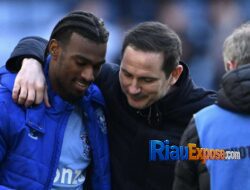 Haji Wright Absen 12 Pekan, Debut Premier League Tertunda