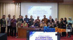 LPP RRI dan SMSI Kunci Utama Jaga Kedaulatan Informasi di Era Digital 4 Ketua Umum SMSI Pusat Firdaus dalam Diskusi Panel Pengembangan Kompetensi Jurnalistik LPP RRI 21 Agustus 2026