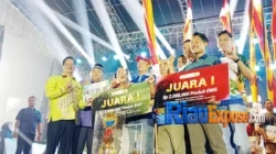 Kalahkan Bintang Emas, Alam Cahayo Tuah Nagori Juara Pacu Jalur Kuansing 2026 8 Alam Cahayo Tuah Nagori Cerenti juara pertama Pacu Jalur Tradisional Nasional Kuansing 2026 di Tepian Narosa Teluk Kuantan