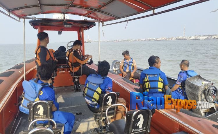 SB Eagle 11 Tabrak SB Four Brother 03 di Perairan Meranti, Kapal Karam